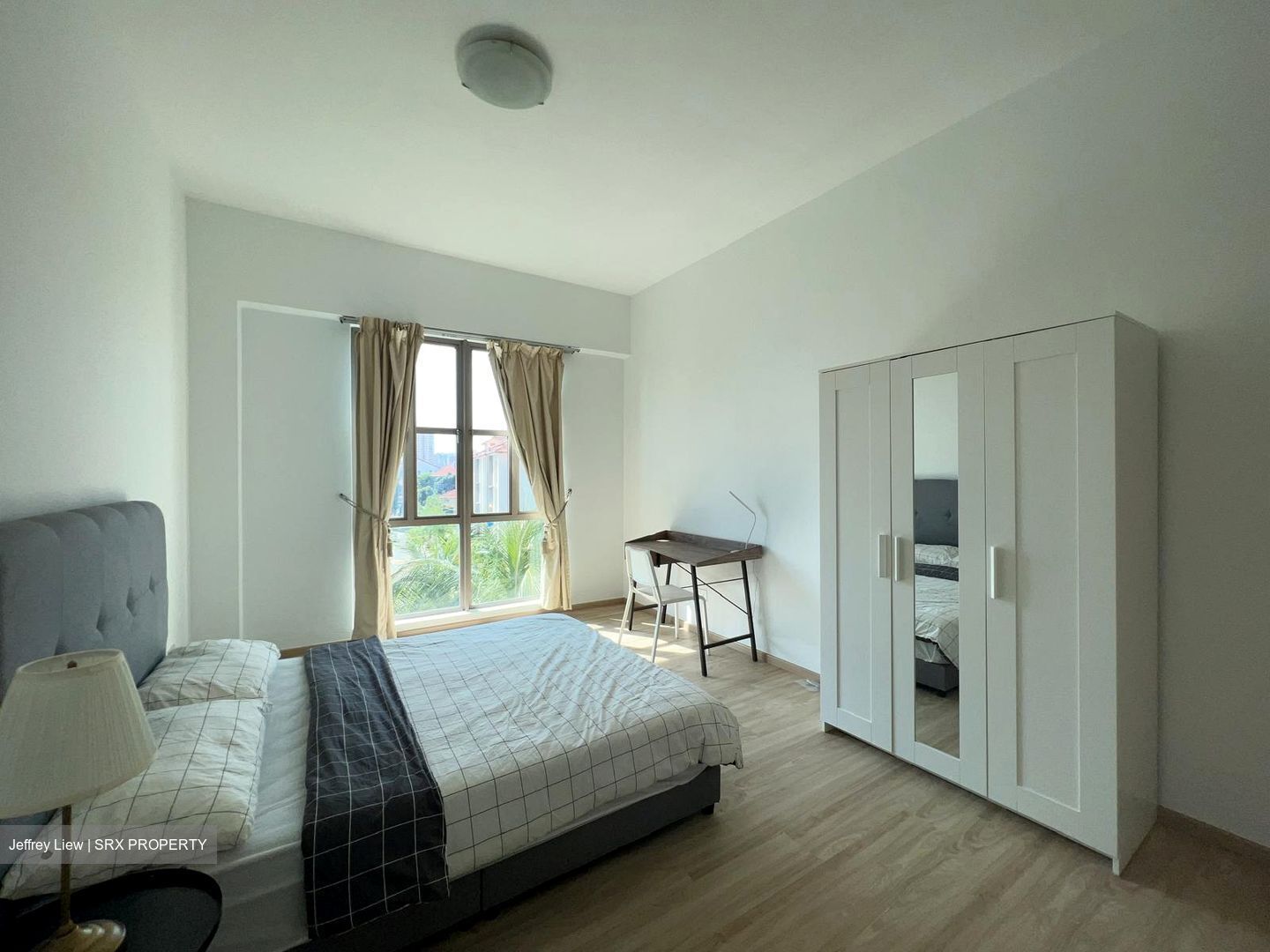 Landbay Condominium (D16), Condominium #514926201
